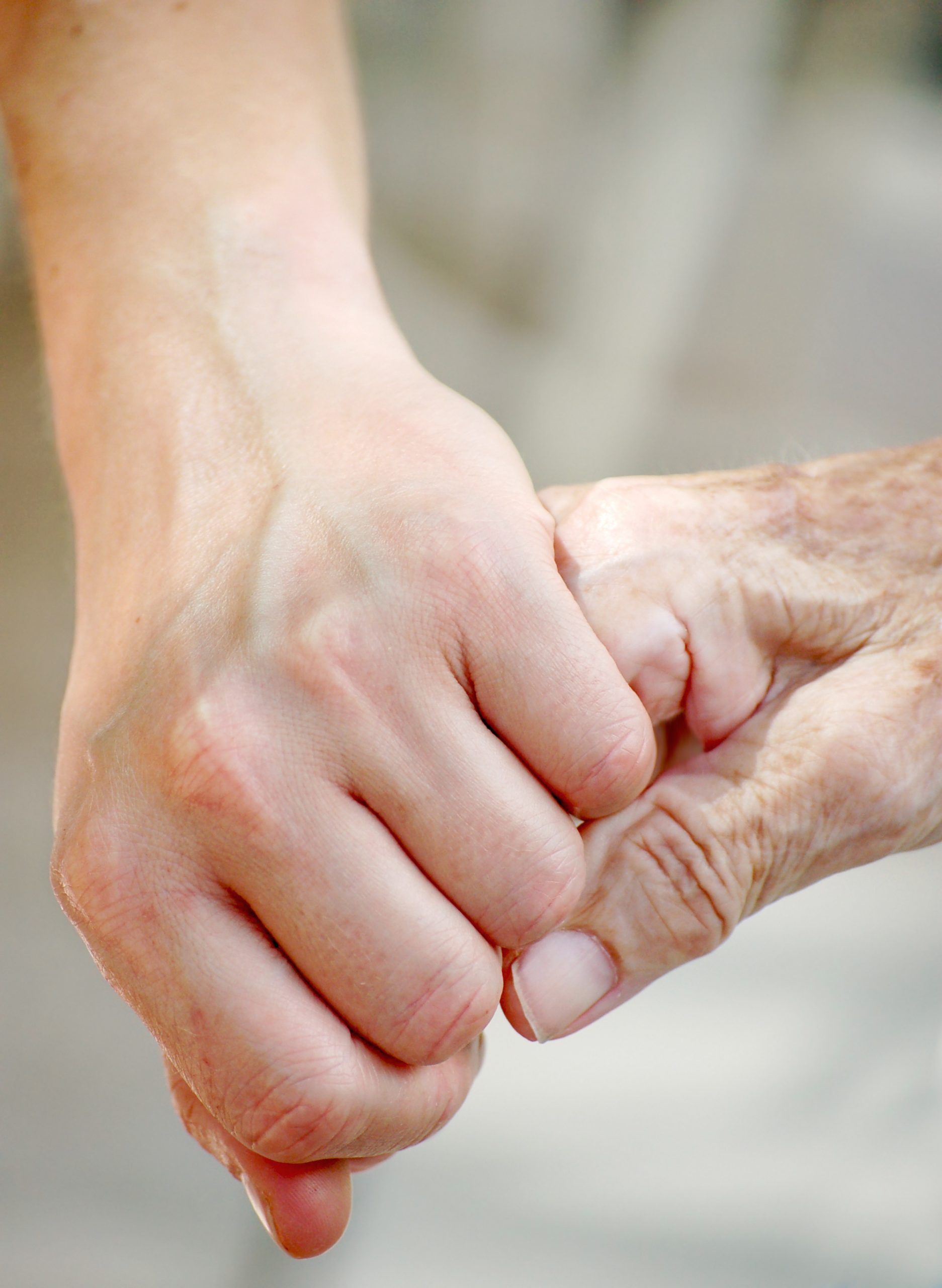 Vorteile der Teamarbeit in der Pflege gemeinsam mit IAHA Hand in Hand